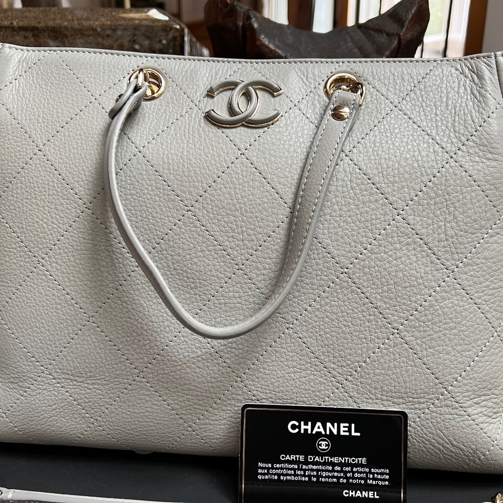 Medium Bullskin Chanel Tote